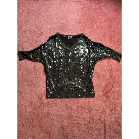 Rock & Roll Cowgirl Tops - Rock & Roll Cowgirl Sequin Front V-Neck Top with Lace Back - Black, Size L